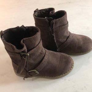Toddler girl boots